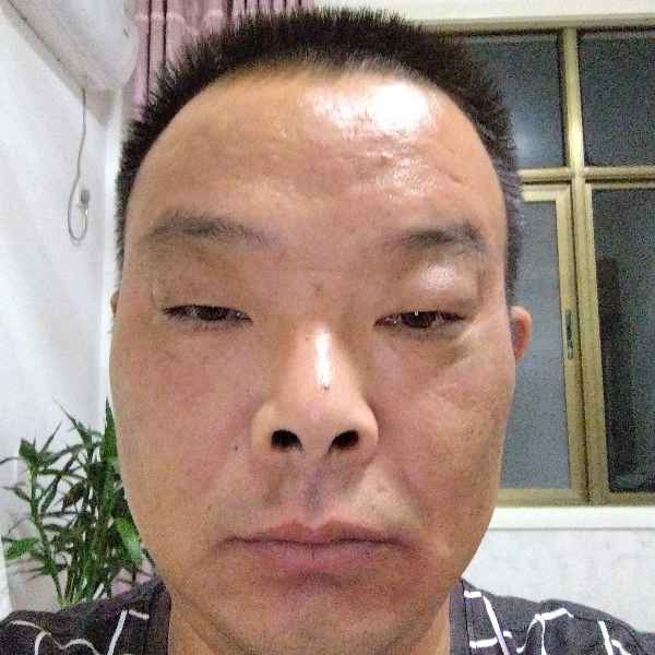 江苏46岁单身帅哥真诚找对象-甘孜相亲网