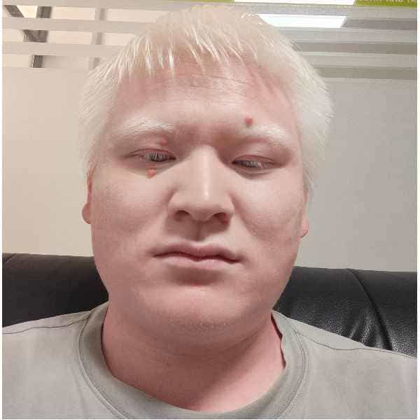 30岁岁安徽单身帅哥 - 甘孜吉缘网
