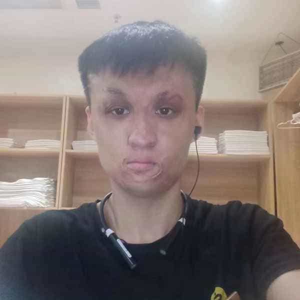 27岁岁山东单身帅哥 - 甘孜吉缘网