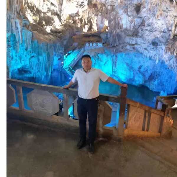 35岁岁云南单身帅哥 - 甘孜吉缘网