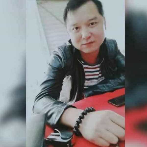 40岁岁湖南单身帅哥 - 甘孜吉缘网