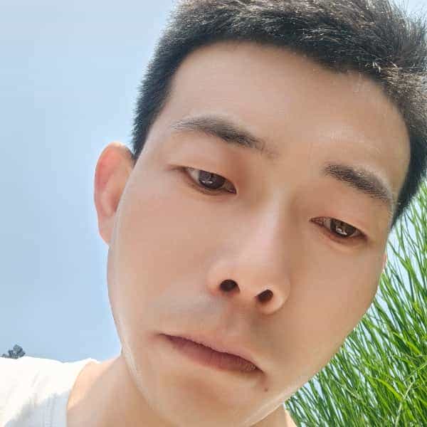 31岁岁陕西单身帅哥 - 甘孜吉缘网
