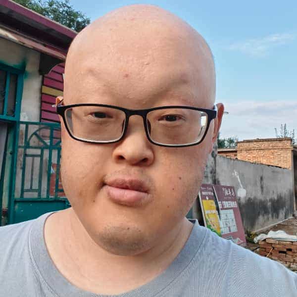 28岁岁山东单身帅哥 - 甘孜吉缘网